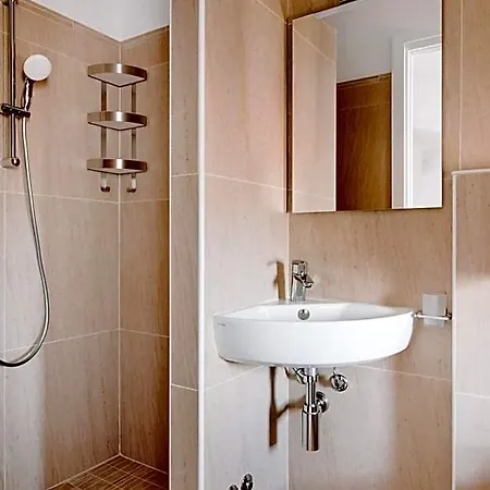 Claudia Hotel 3*