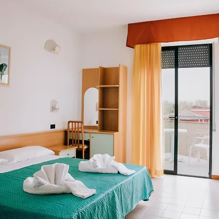 Claudia Hotel 3*